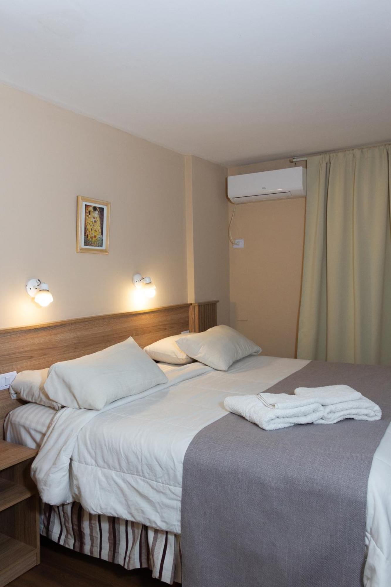 San Miguel de Tucumán Hotel Mediterraneo מראה חיצוני תמונה